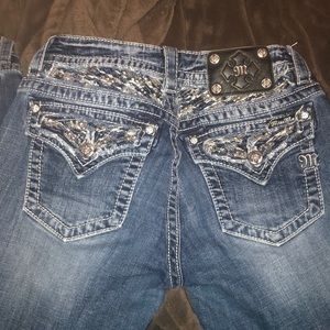 Size 29 Miss Me Capri jeans